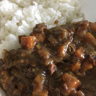 圧力鍋で‼️子供も喜ぶ牛すじカレー